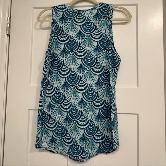Women’s size Large | LuLaRoe | Tank Top - Picture 2 of 4